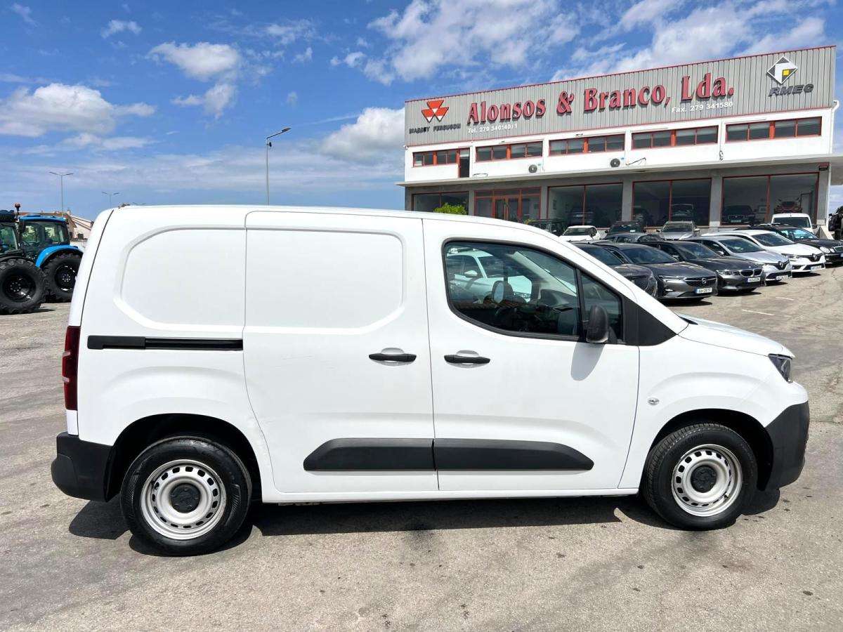 peugeot-partner-2019-diesel-1560cc