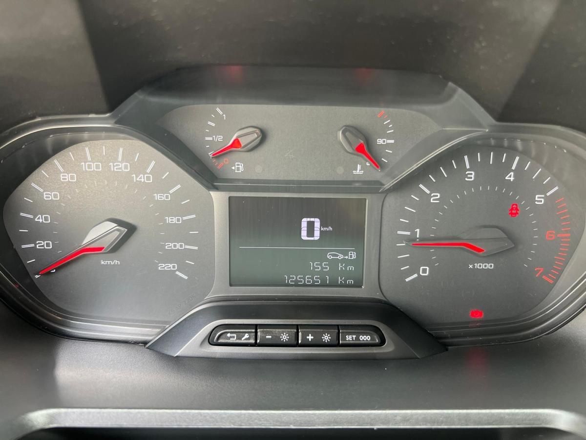 peugeot-partner-2019-diesel-1560cc
