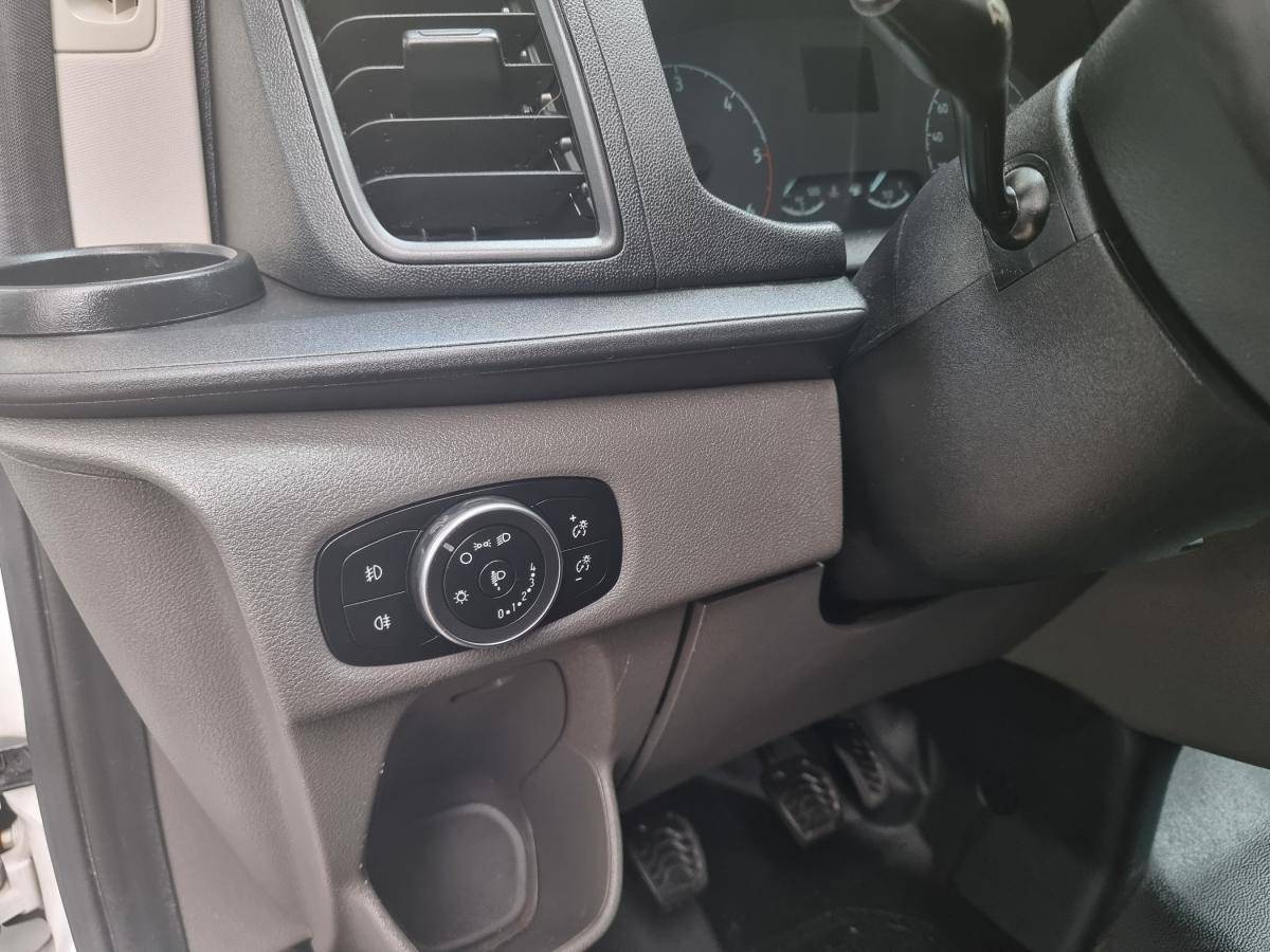 ford-transit-custom-2018-diesel-1995cc