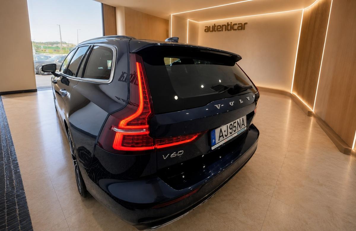 volvo-v60-2021-gasolina-1969cc