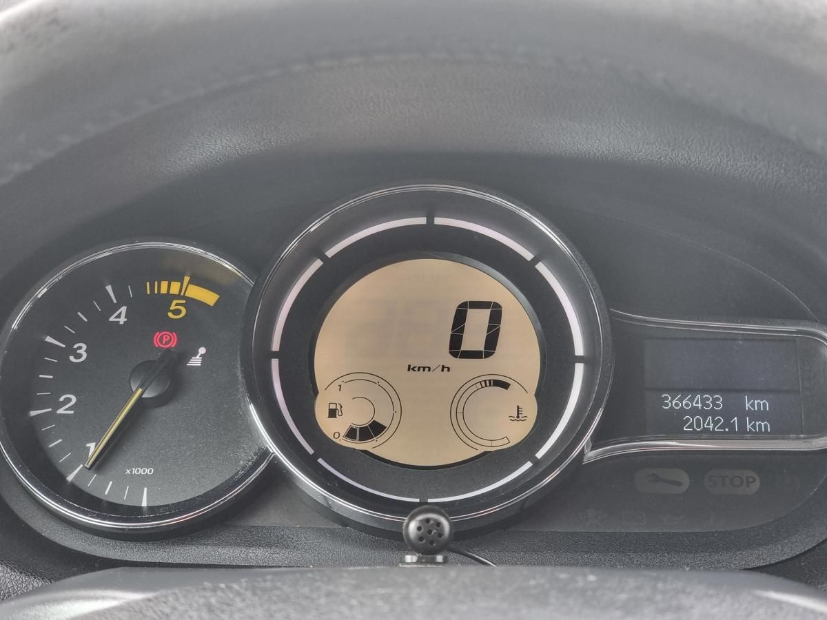 renault-megane-2011-diesel-1461cc