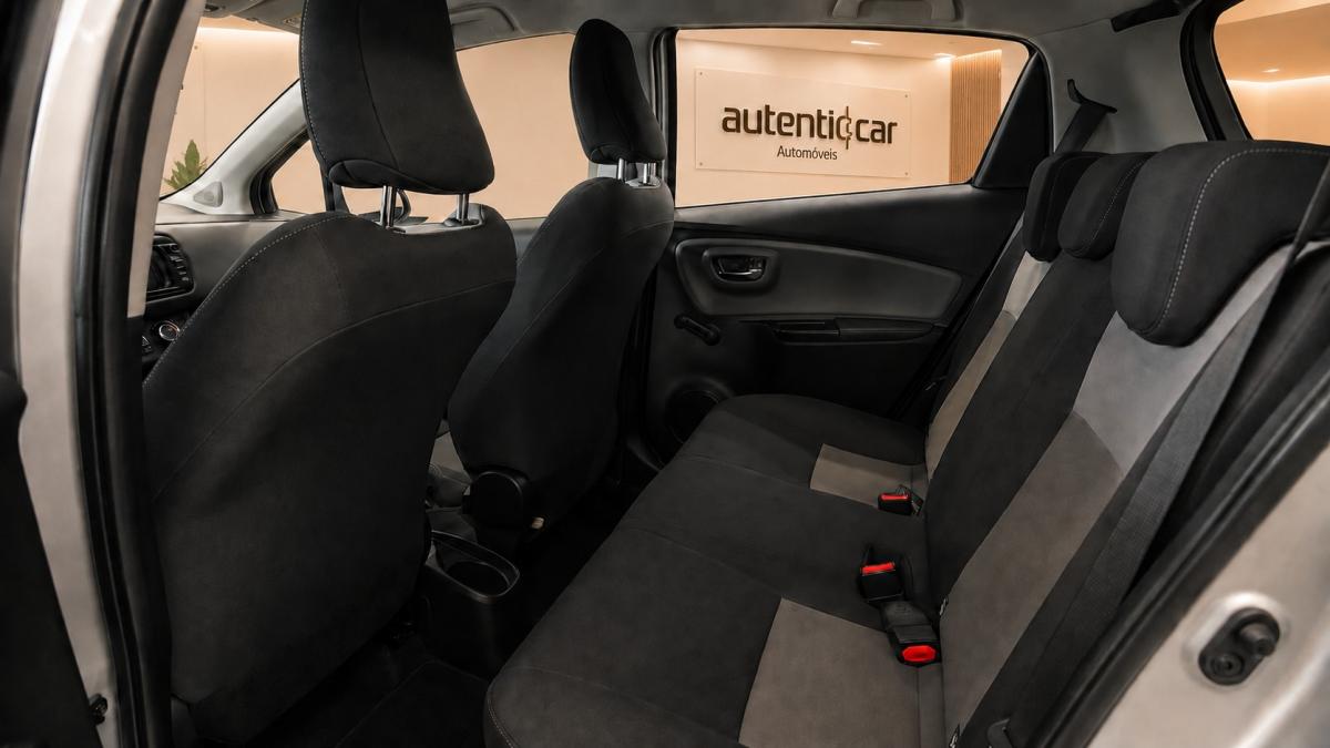 toyota-yaris-2020-gasolina-998cc