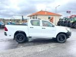 toyota-hilux-2019-diesel-2393cc
