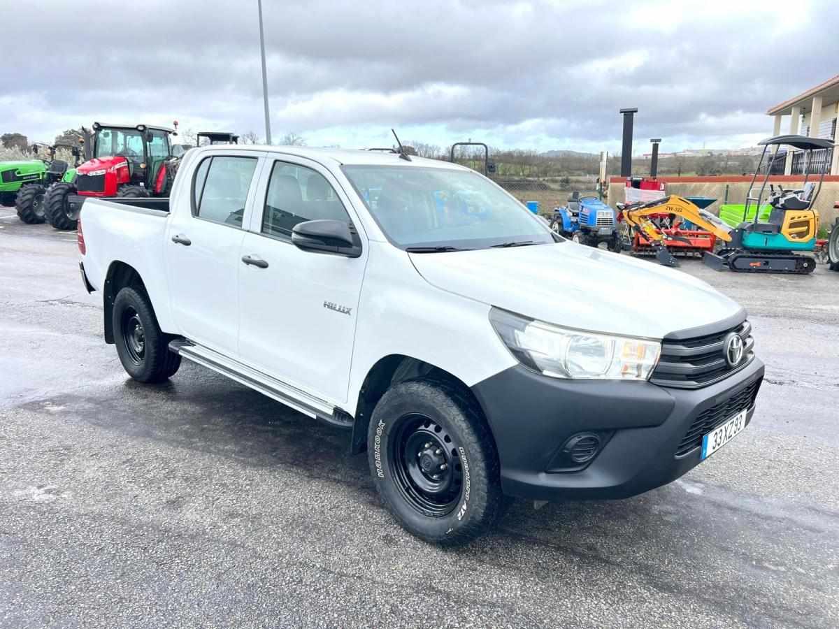 toyota-hilux-2019-diesel-2393cc