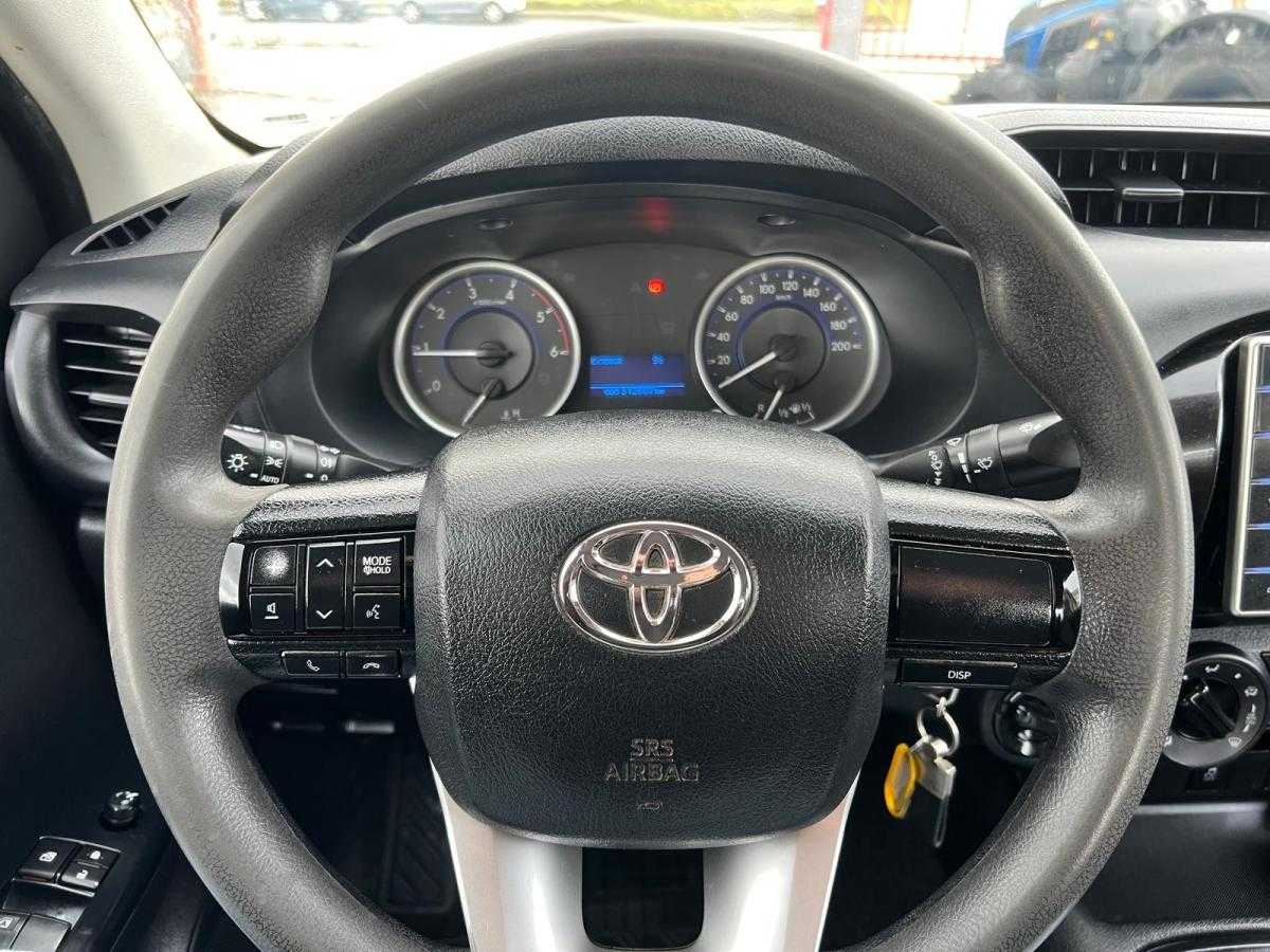 toyota-hilux-2019-diesel-2393cc
