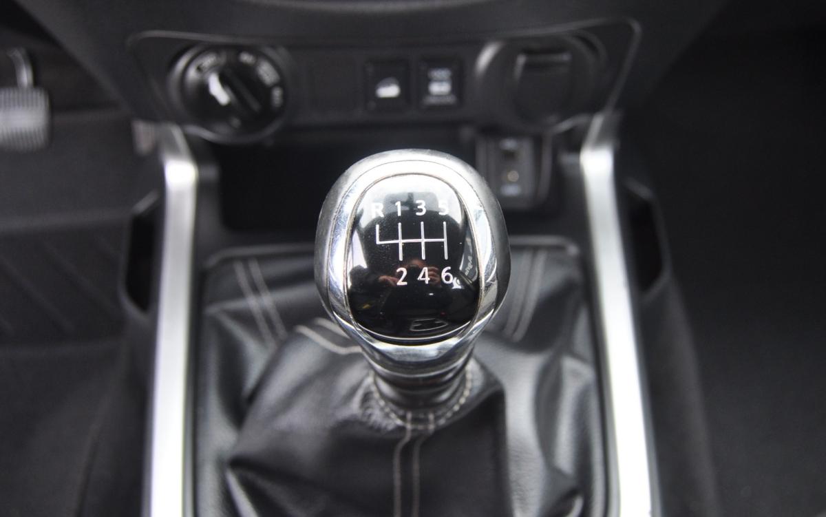 nissan-navara-2022-diesel-2298cc