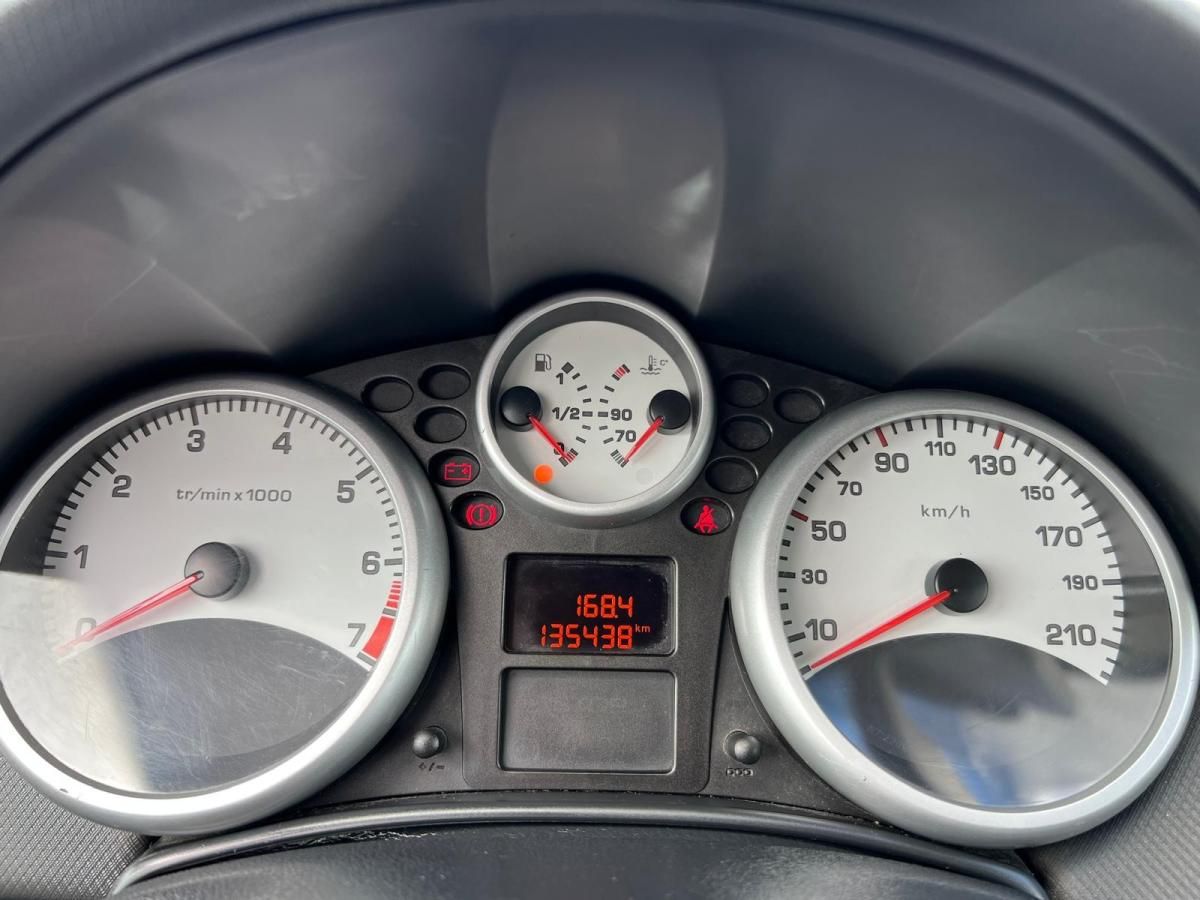 peugeot-207-2008-gasolina-1397cc