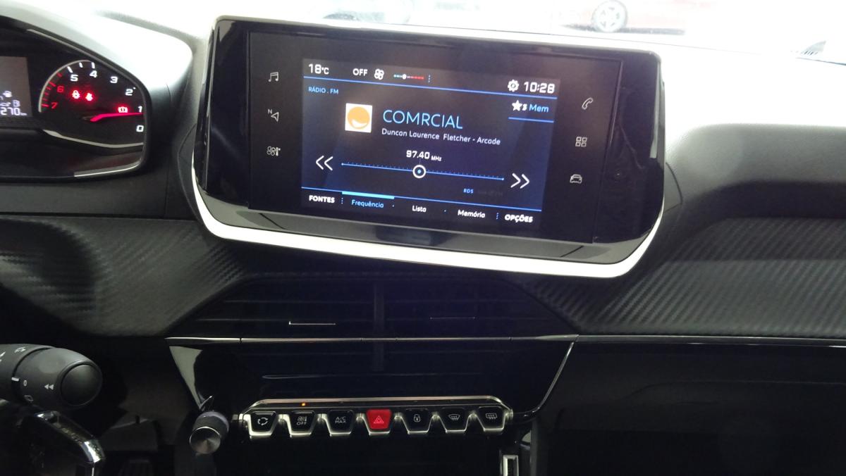 peugeot-208-2021-gasolina-1199cc