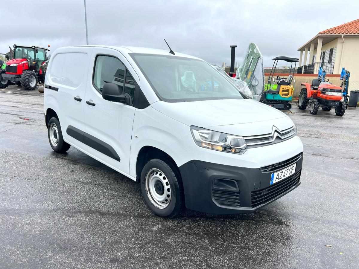 citroen-berlingo-2023-diesel-1499cc