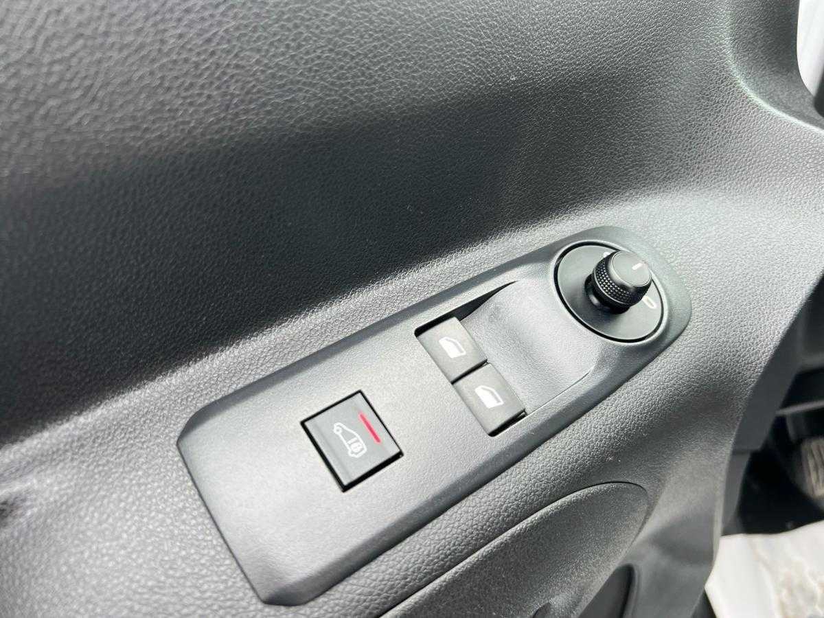 citroen-berlingo-2023-diesel-1499cc