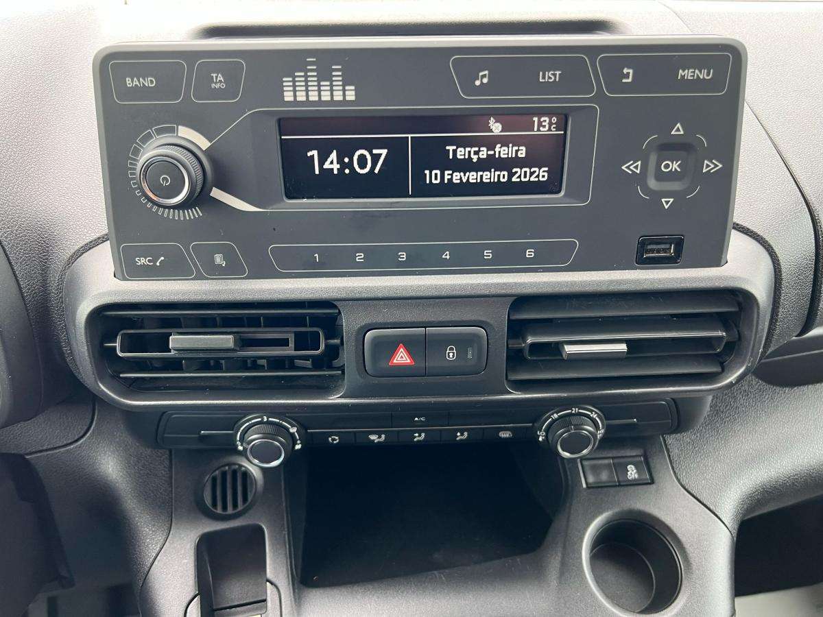 citroen-berlingo-2023-diesel-1499cc
