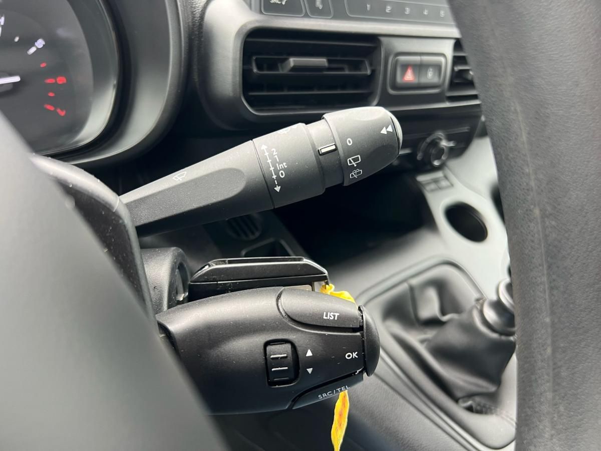 citroen-berlingo-2023-diesel-1499cc