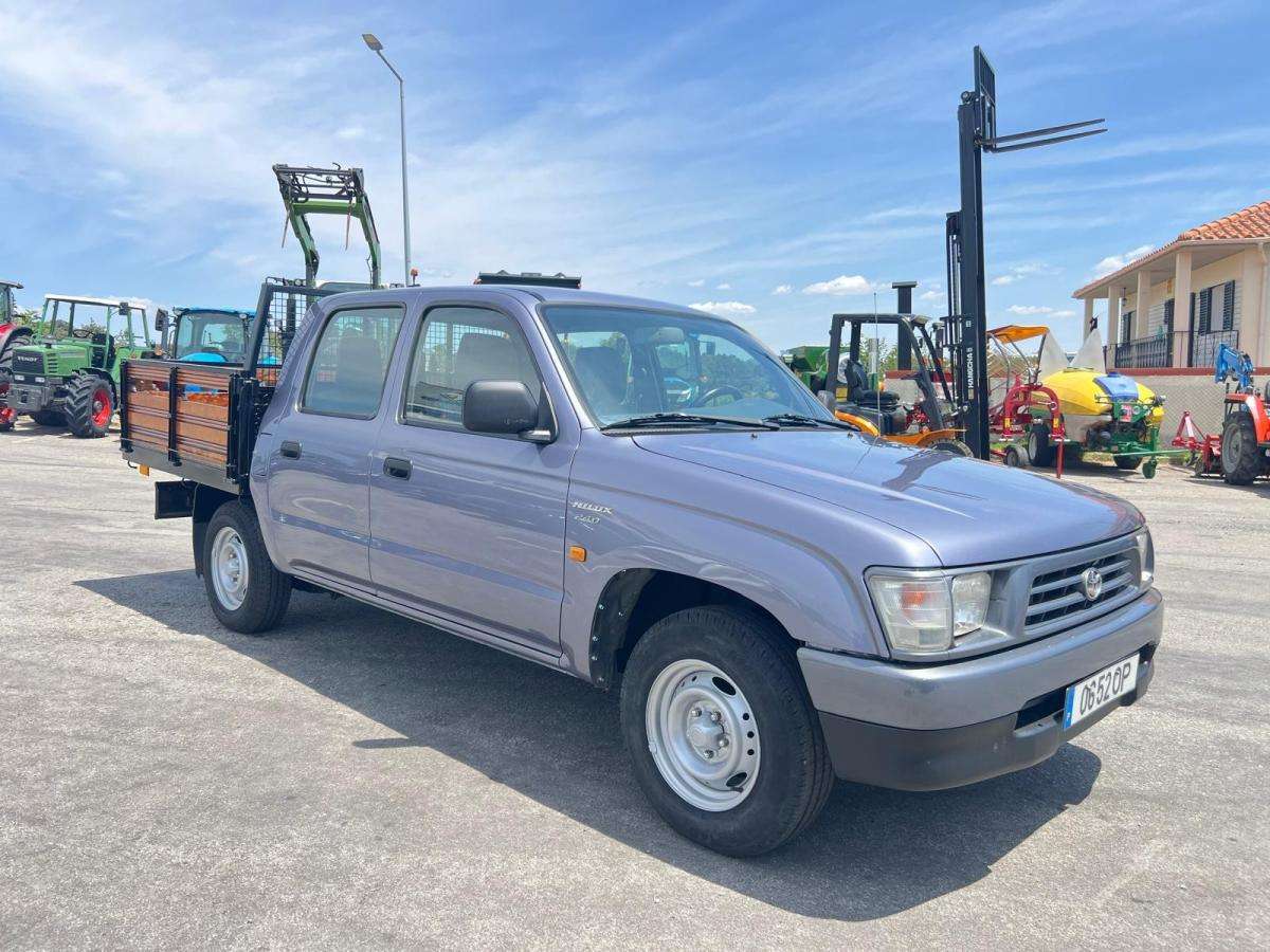 toyota-hilux-1999-diesel-2446cc