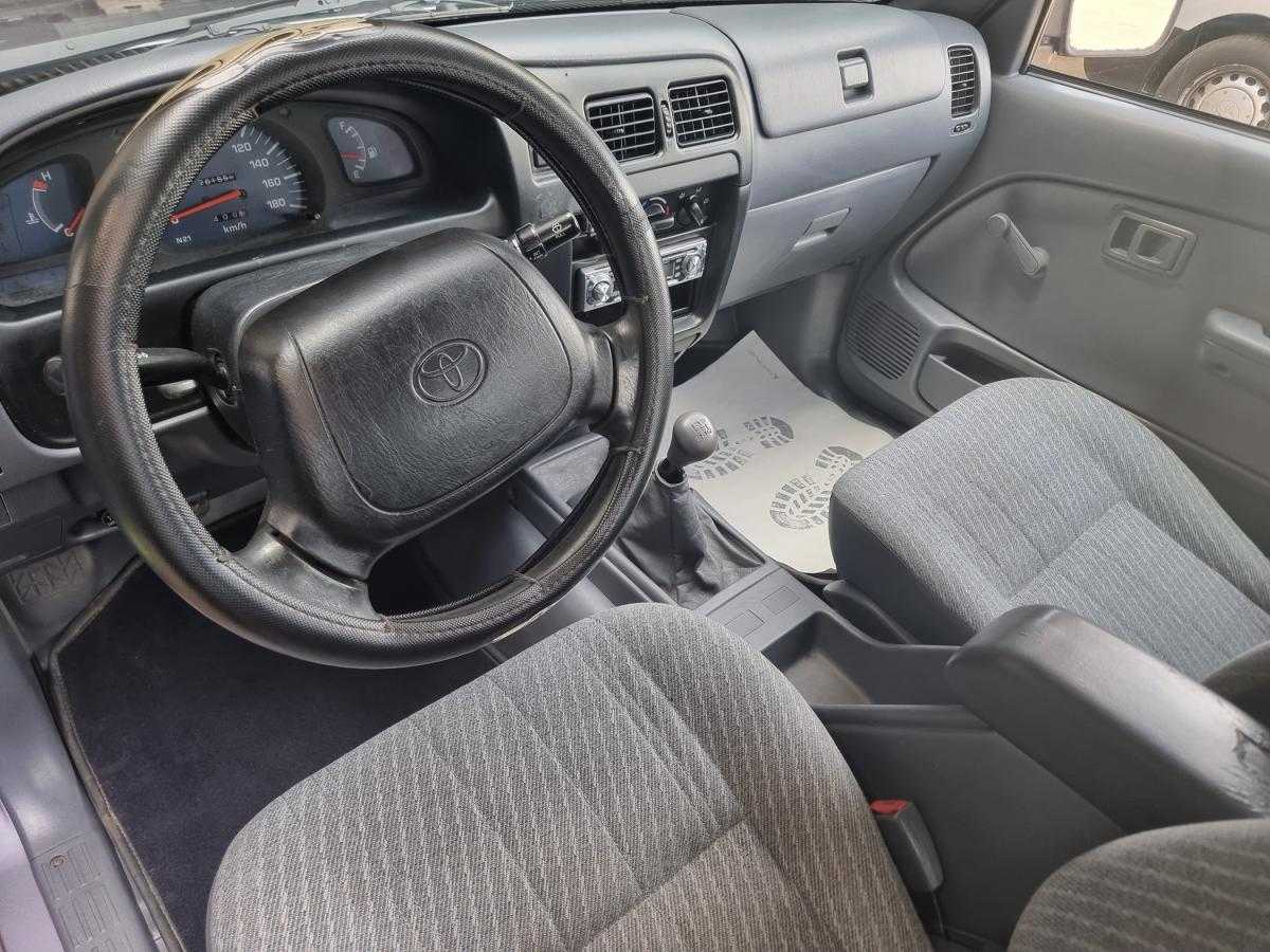toyota-hilux-1999-diesel-2446cc