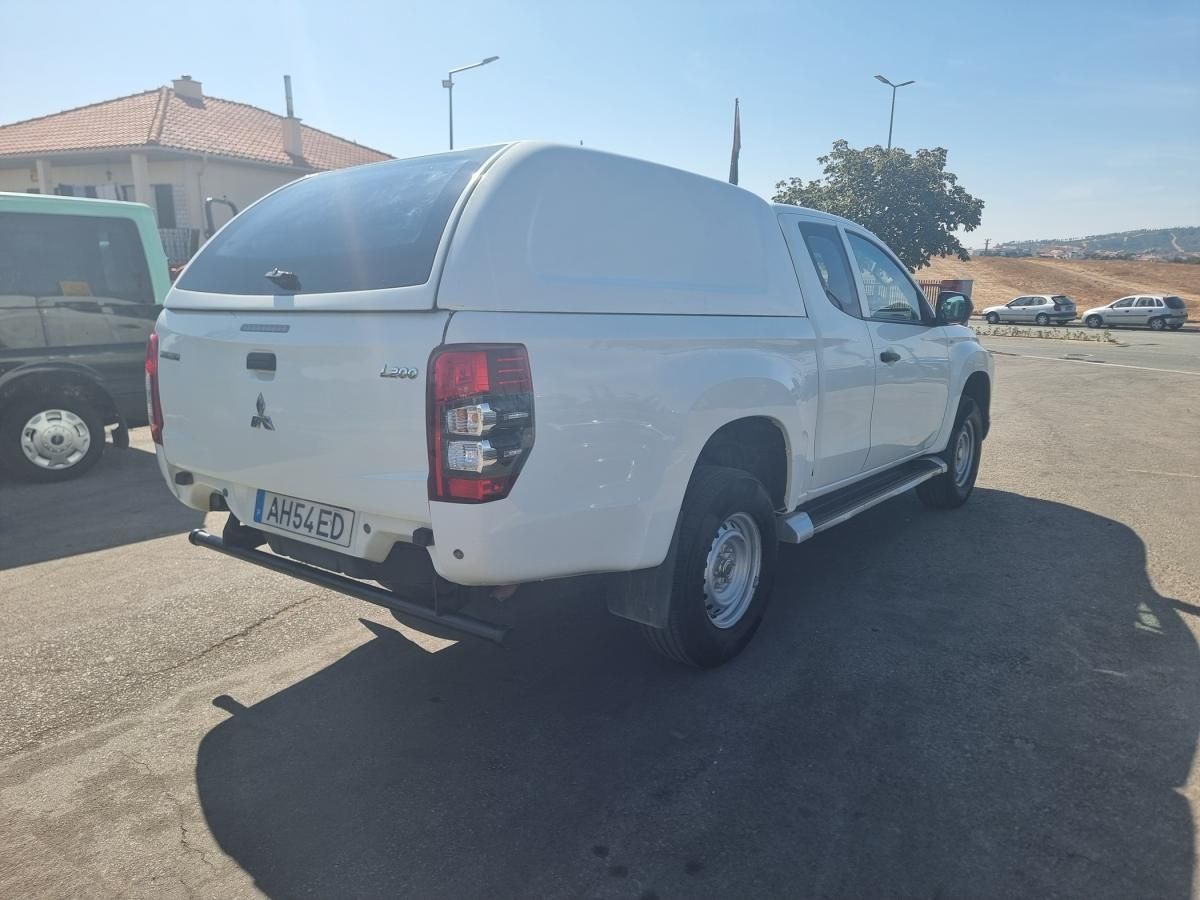 mitsubishi-l200-2021-diesel-2268cc