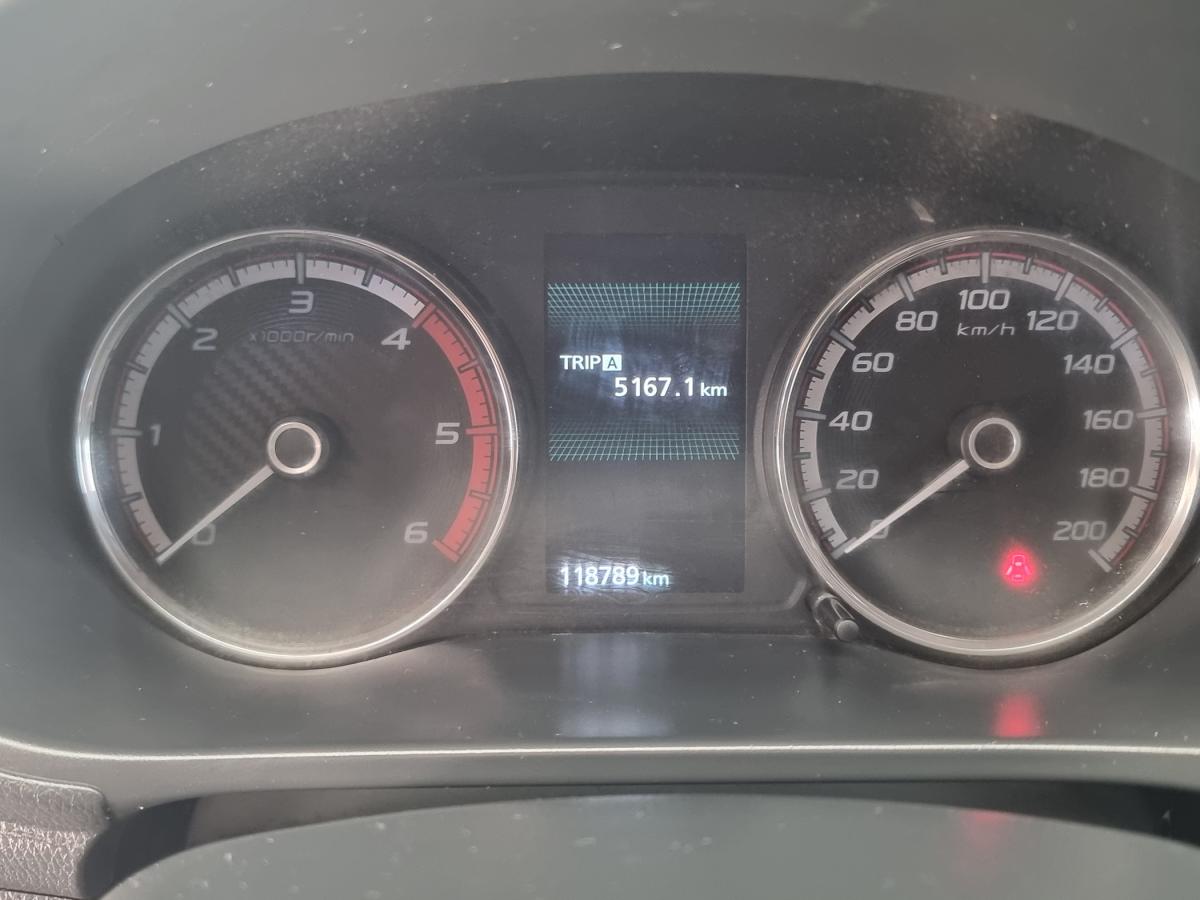mitsubishi-l200-2021-diesel-2268cc