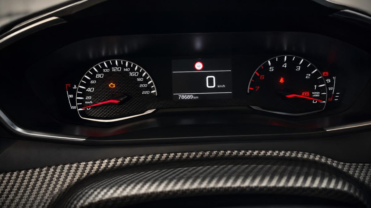 peugeot-2008-2022-diesel-1499cc