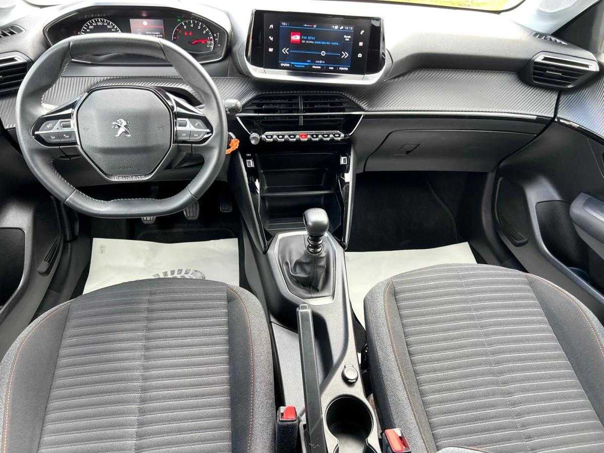 peugeot-208-2023-gasolina-1199cc