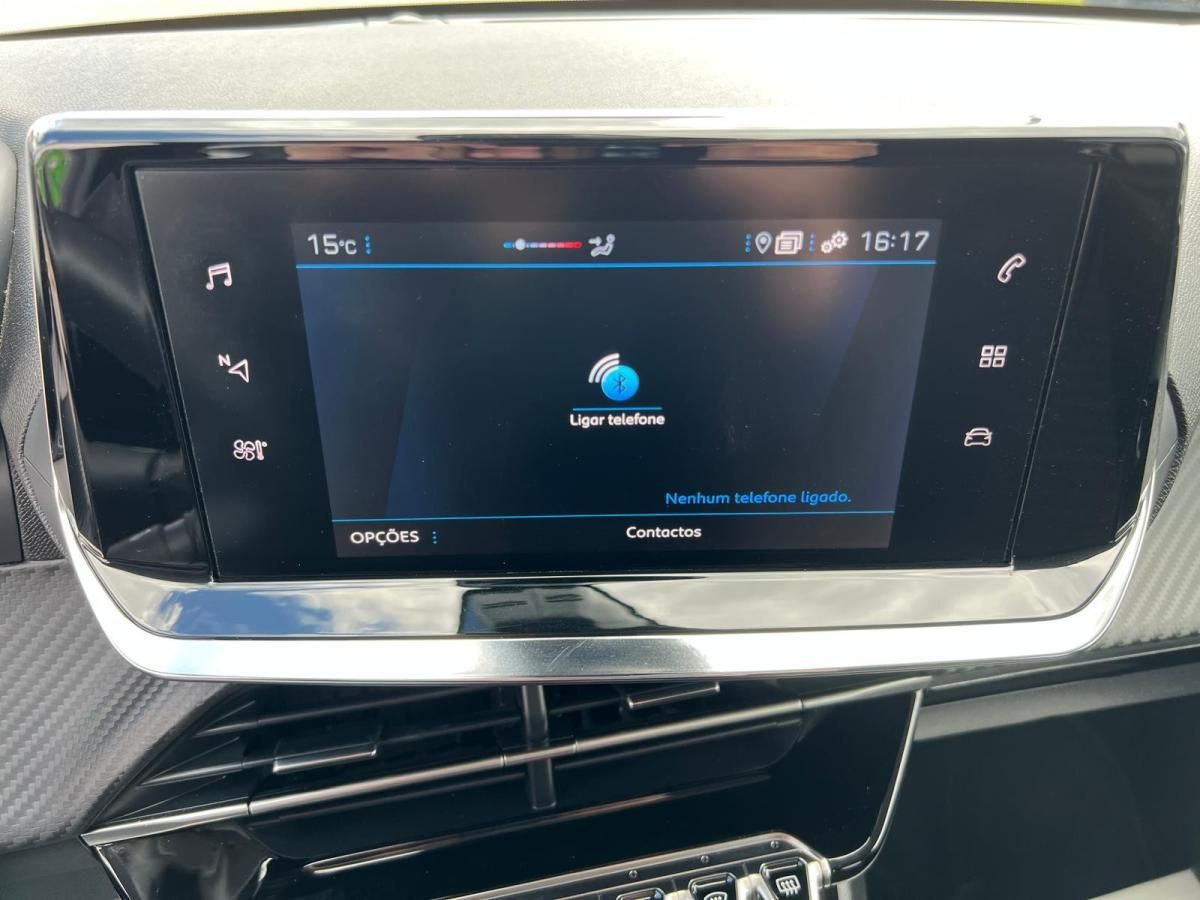 peugeot-208-2023-gasolina-1199cc