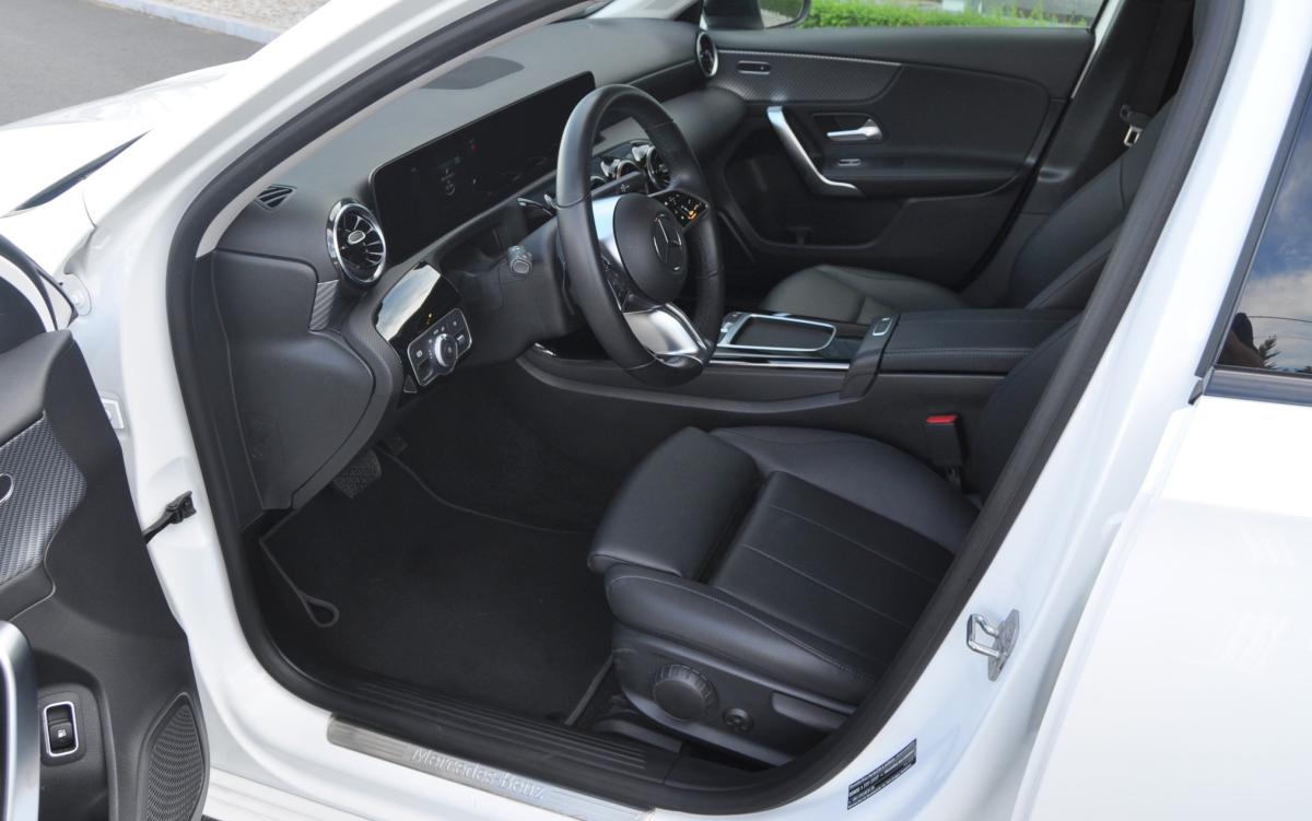 mercedes-benz-classe-a-2023-hibrido-a-gasolina-1331cc