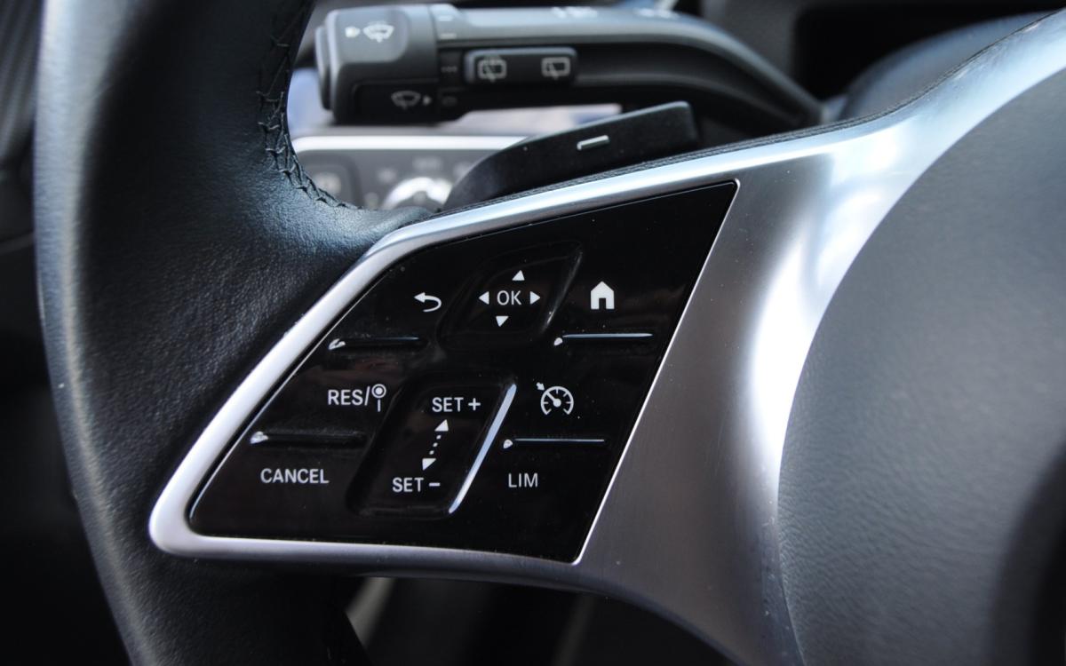 mercedes-benz-classe-a-2023-hibrido-a-gasolina-1331cc