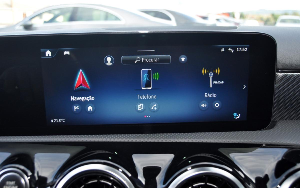 mercedes-benz-classe-a-2023-hibrido-a-gasolina-1331cc