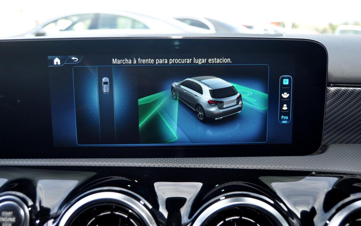 mercedes-benz-classe-a-2023-hibrido-a-gasolina-1331cc