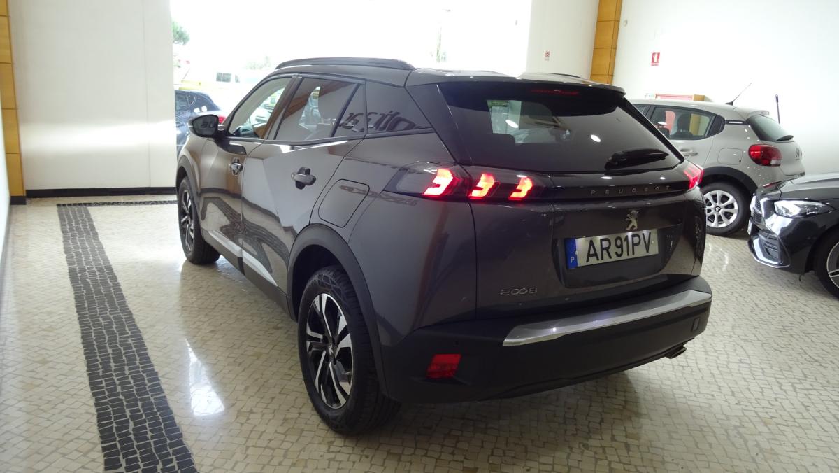 peugeot-2008-2022-diesel-1499cc
