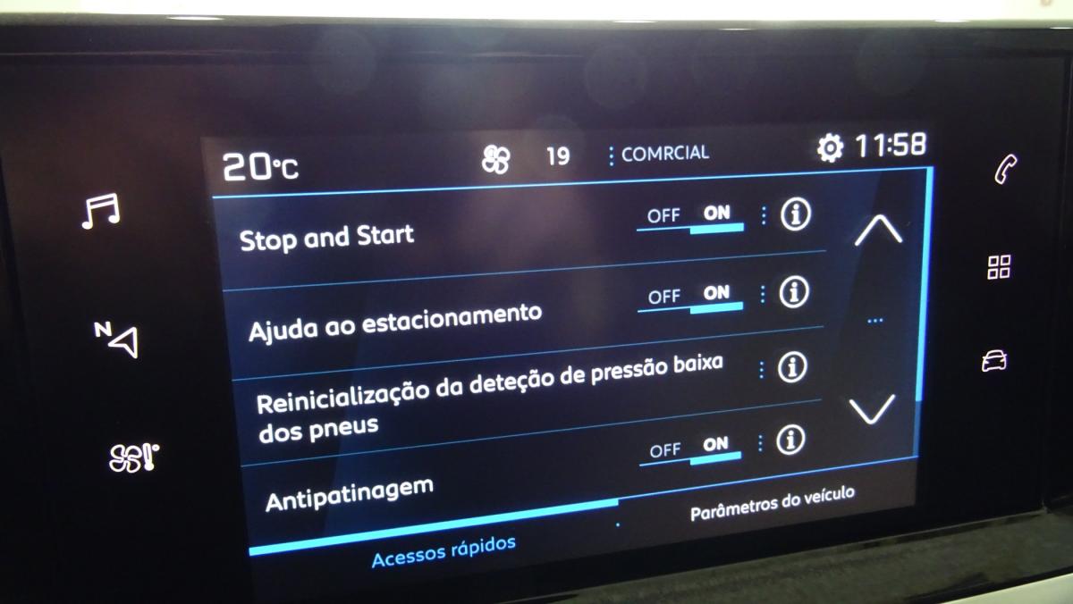 peugeot-2008-2022-diesel-1499cc