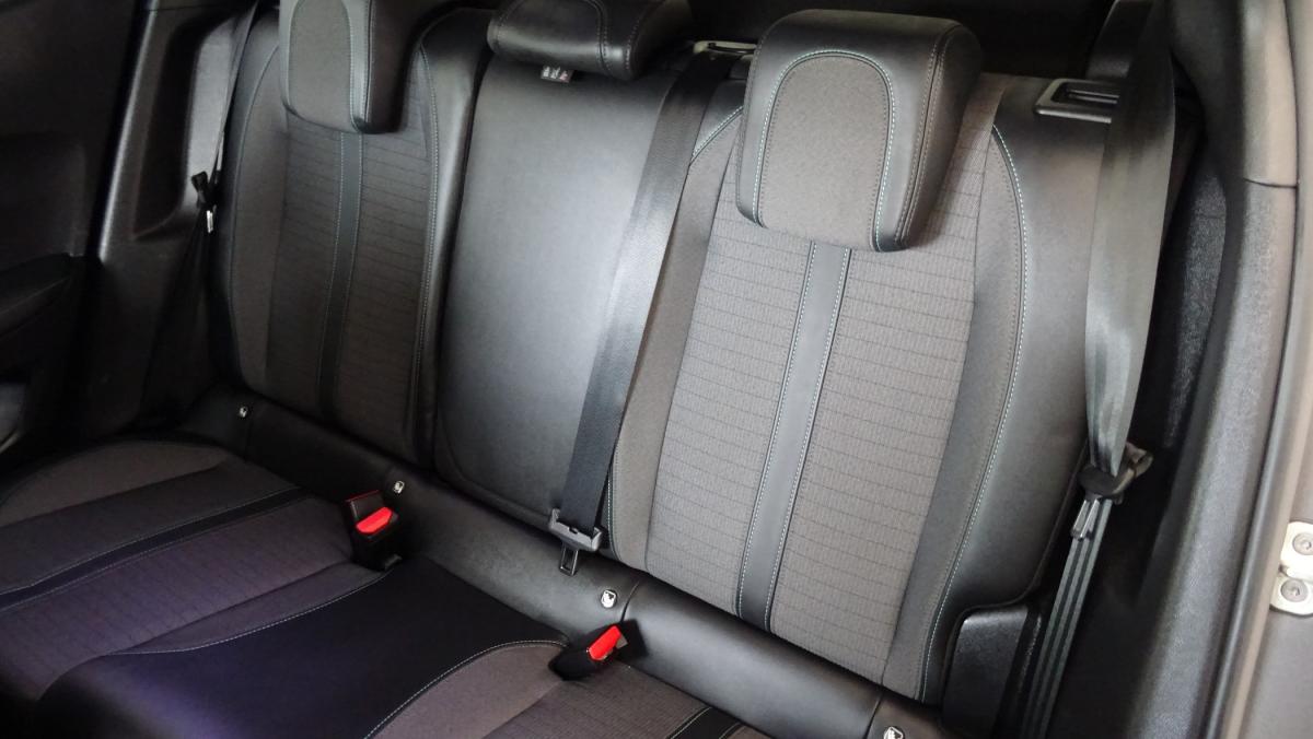 peugeot-2008-2022-diesel-1499cc