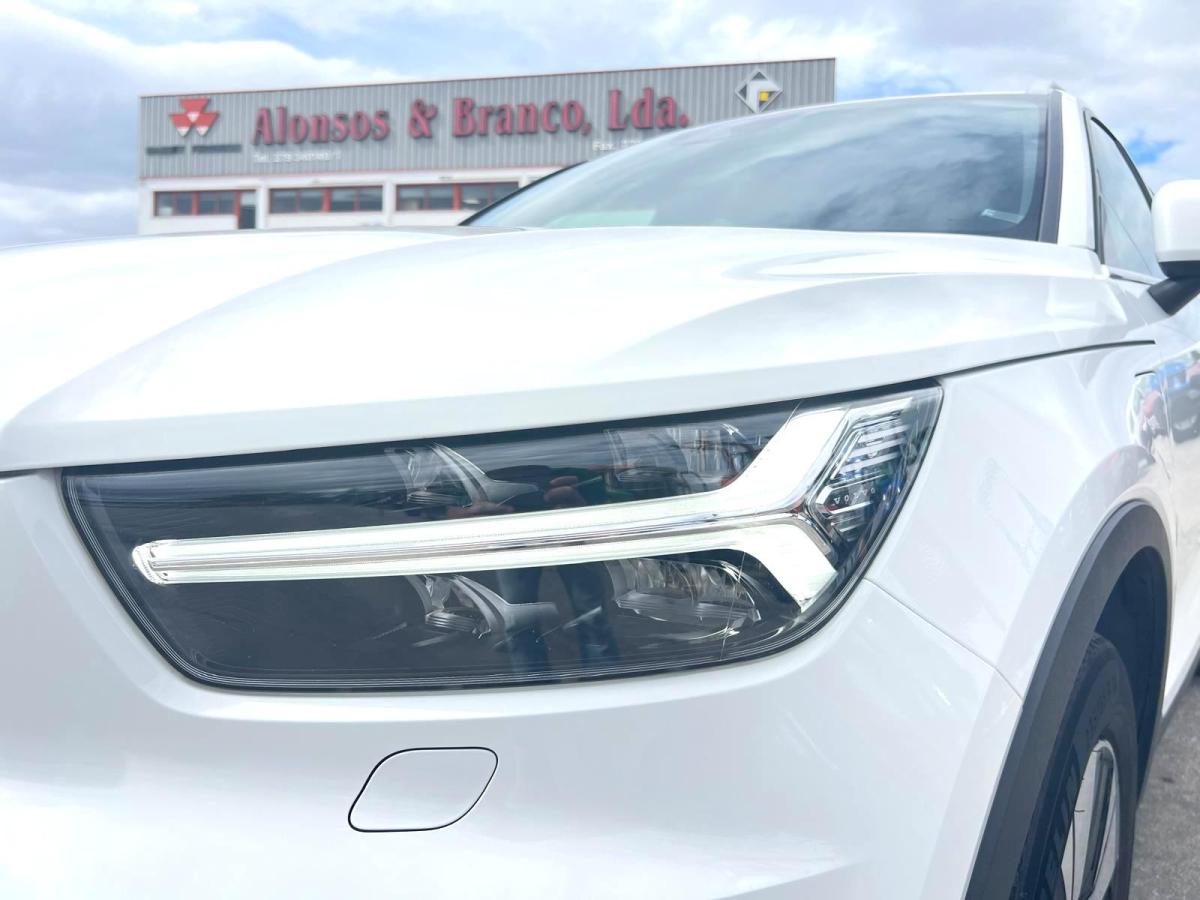 volvo-xc40-2021-hibrido-a-gasolina-1477cc
