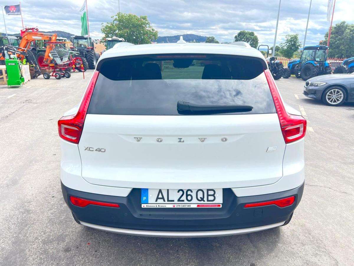 volvo-xc40-2021-hibrido-a-gasolina-1477cc