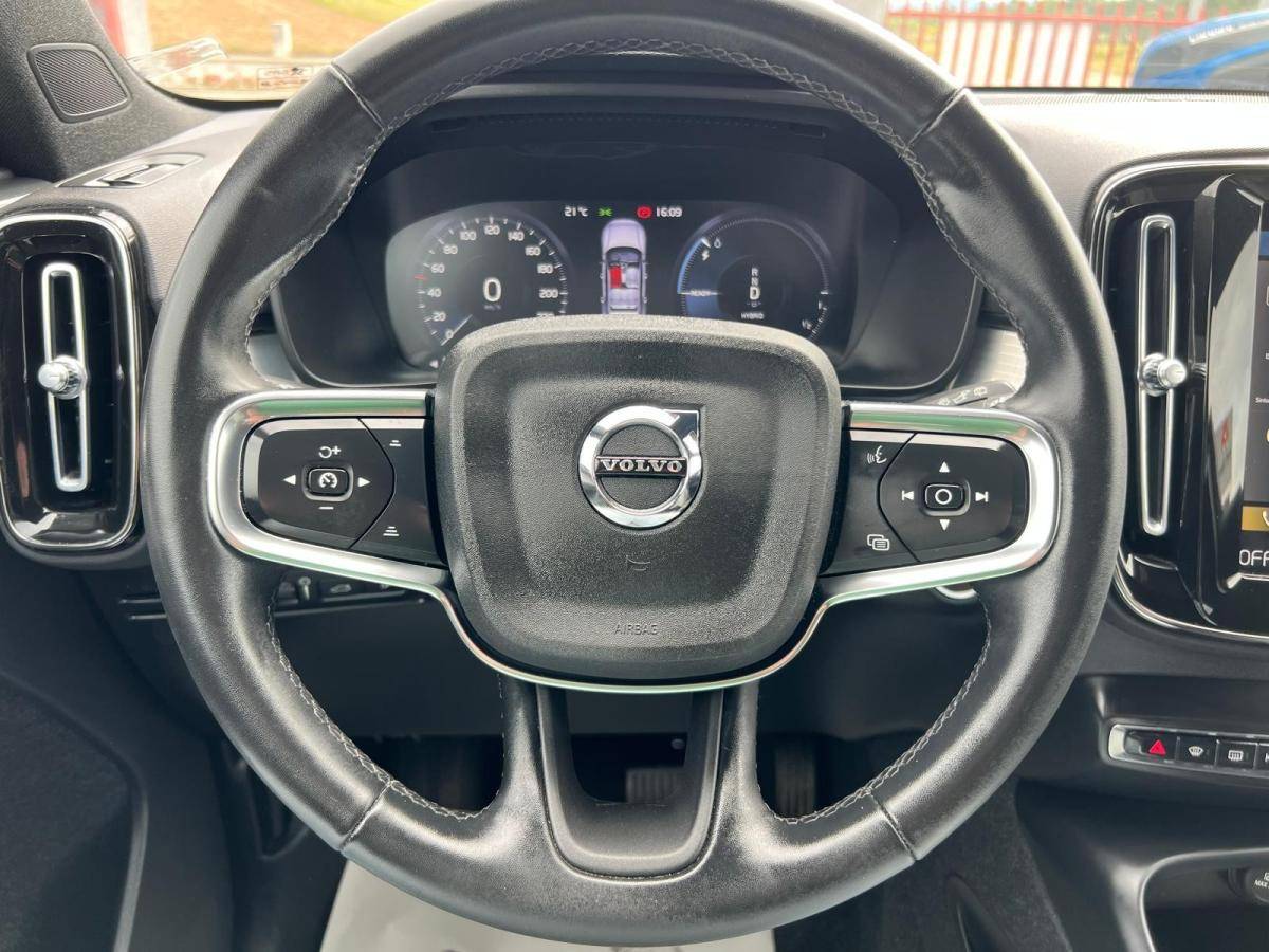 volvo-xc40-2021-hibrido-a-gasolina-1477cc