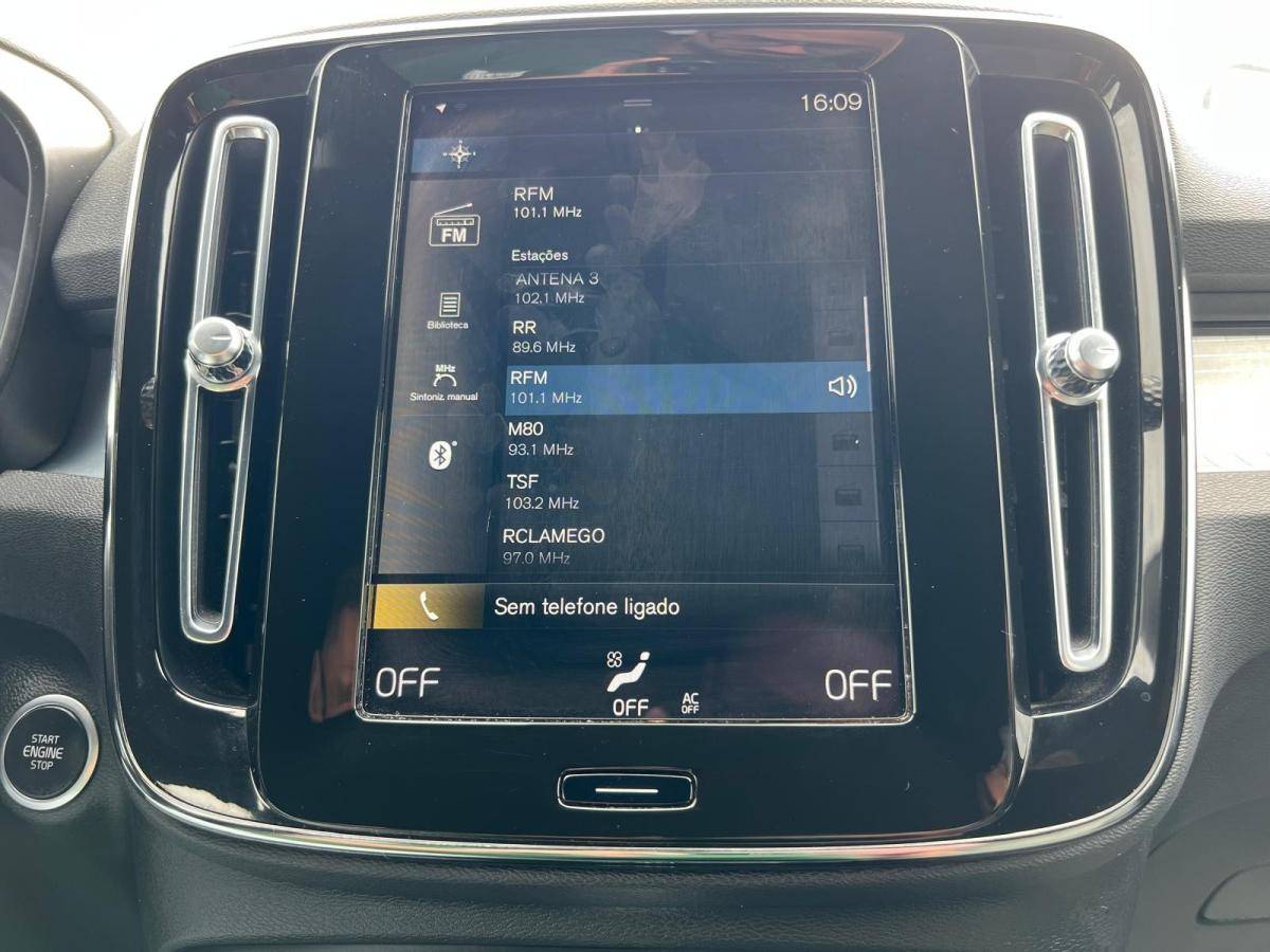 volvo-xc40-2021-hibrido-a-gasolina-1477cc