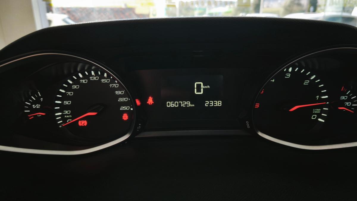 peugeot-308-sw-2020-diesel-1499cc