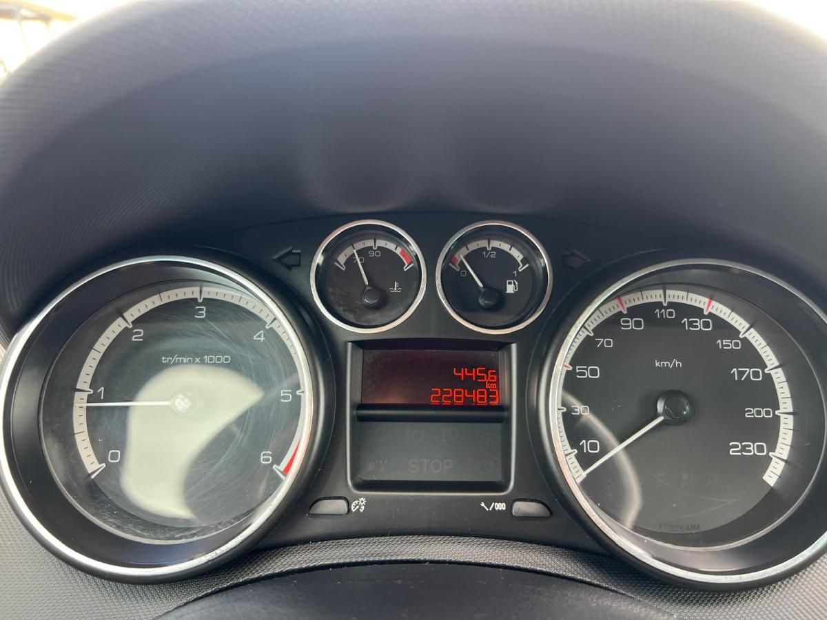 peugeot-308-sw-2010-diesel-1560cc