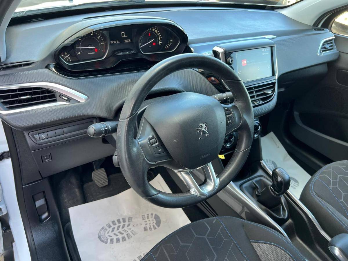 peugeot-2008-2017-gasolina-1199cc