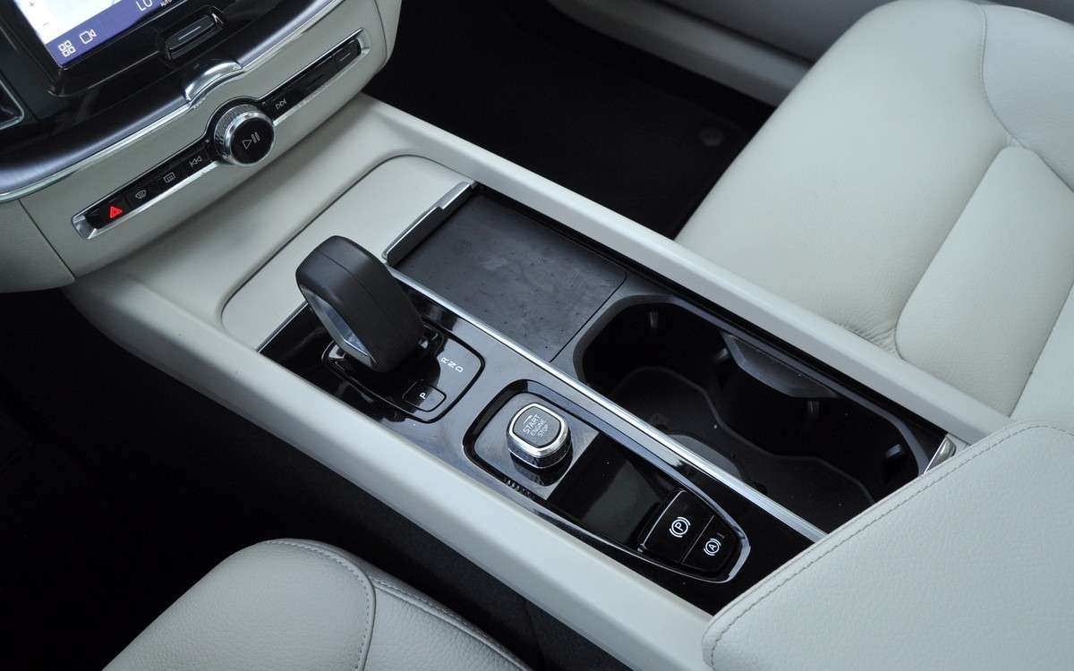 volvo-xc60-2021-diesel-1969cc