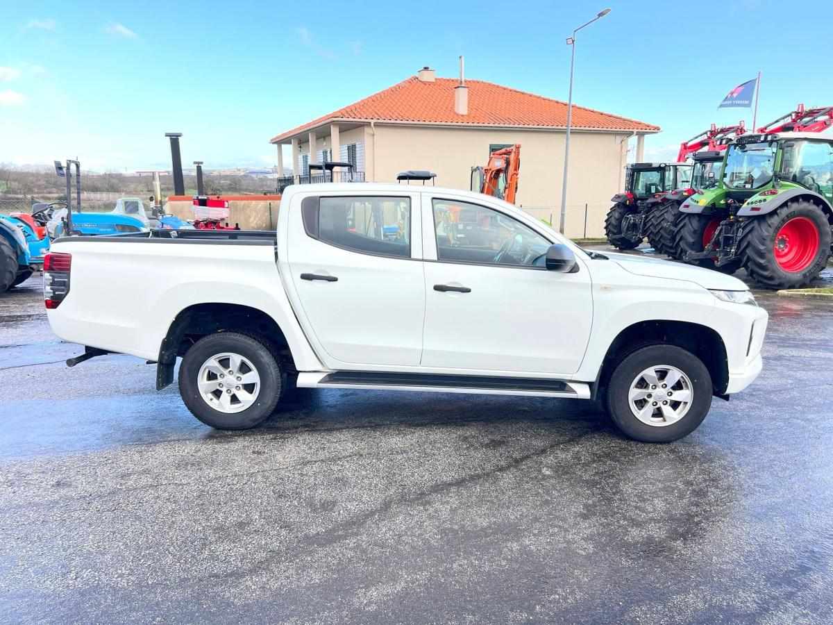 mitsubishi-l200-2020-diesel-2268cc