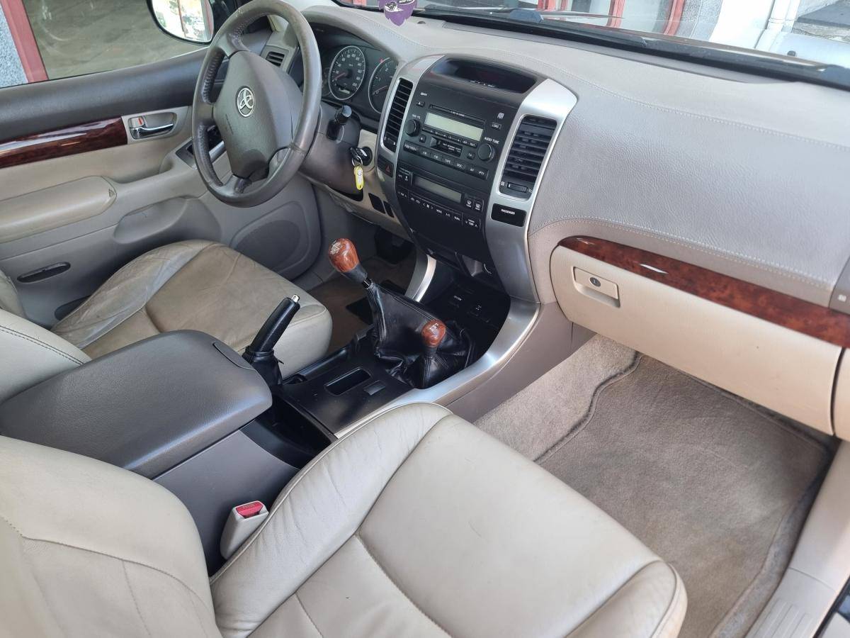 toyota-land-cruiser-2004-diesel-2982cc