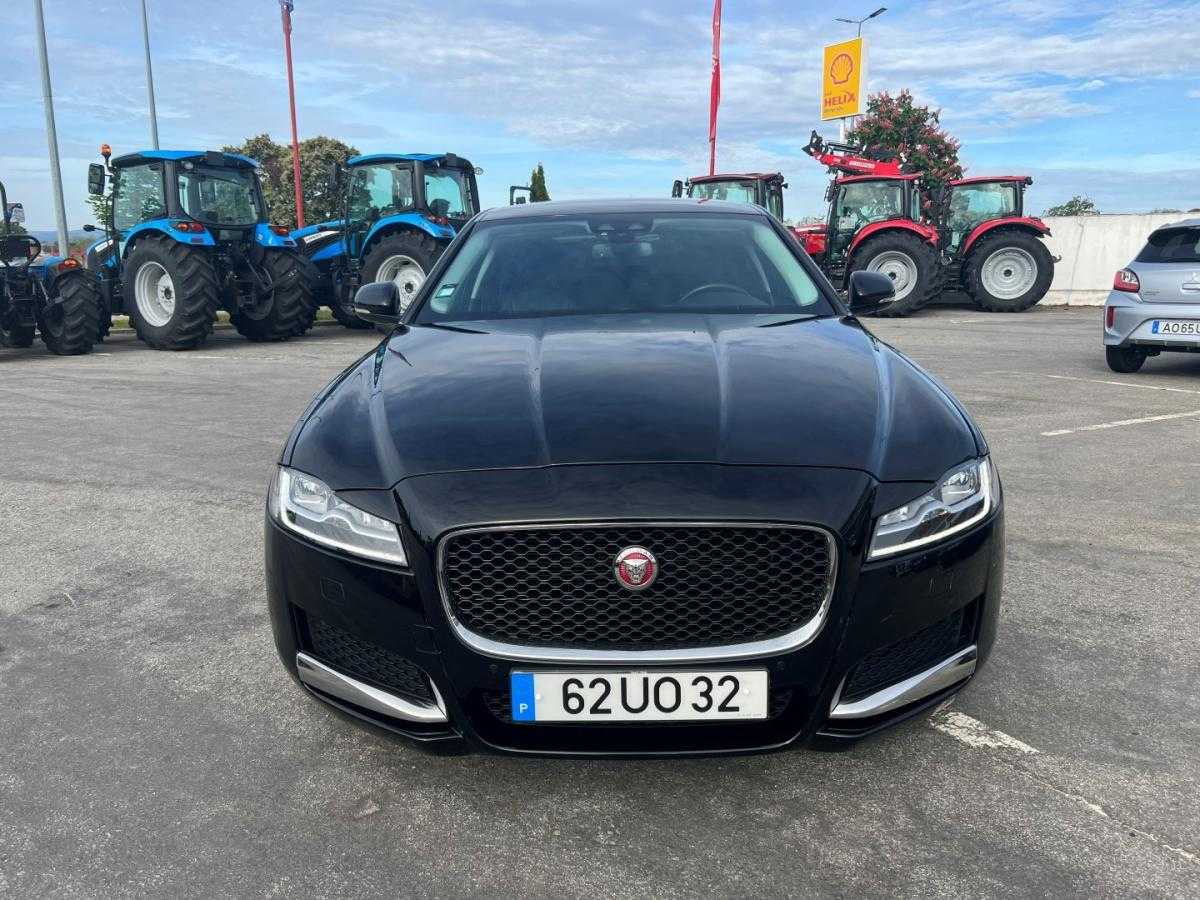 jaguar-xf-2018-diesel-1999cc