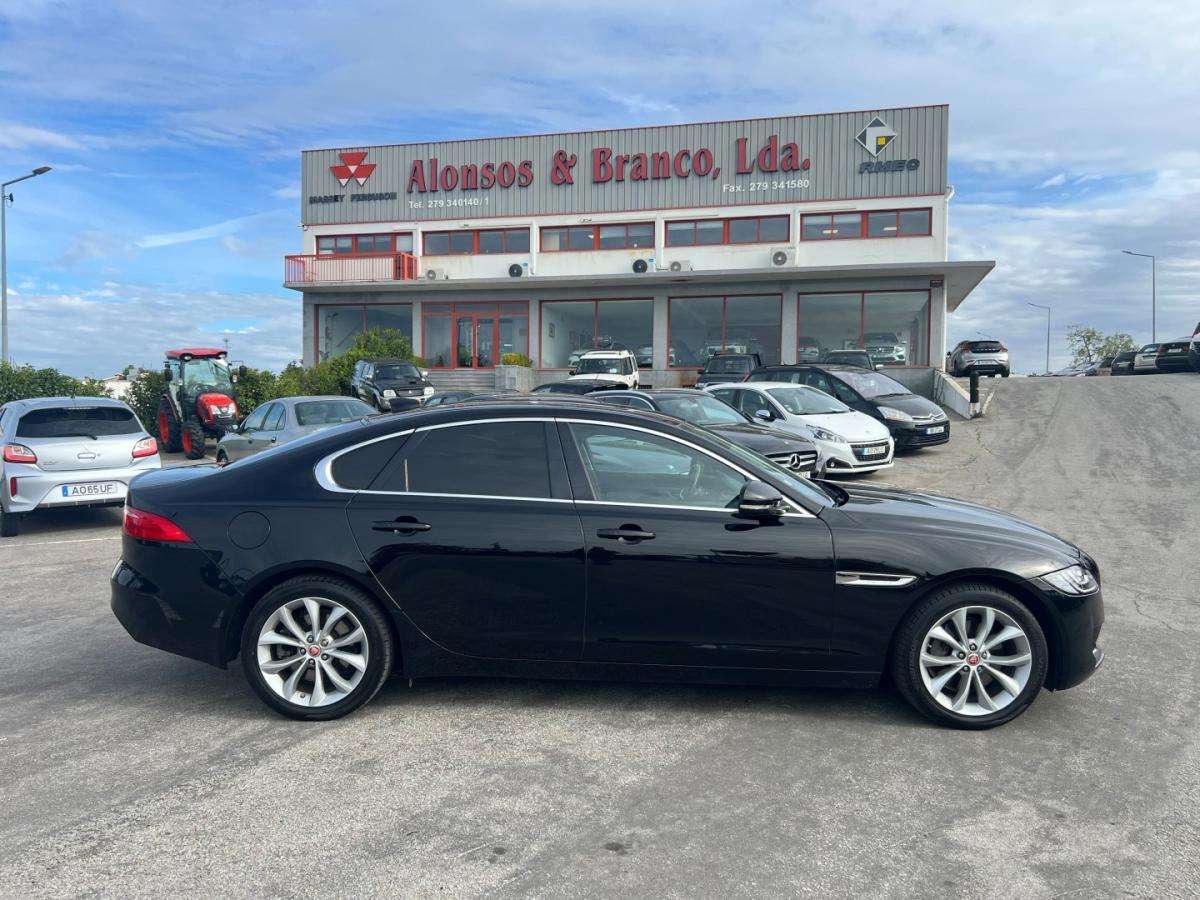 jaguar-xf-2018-diesel-1999cc