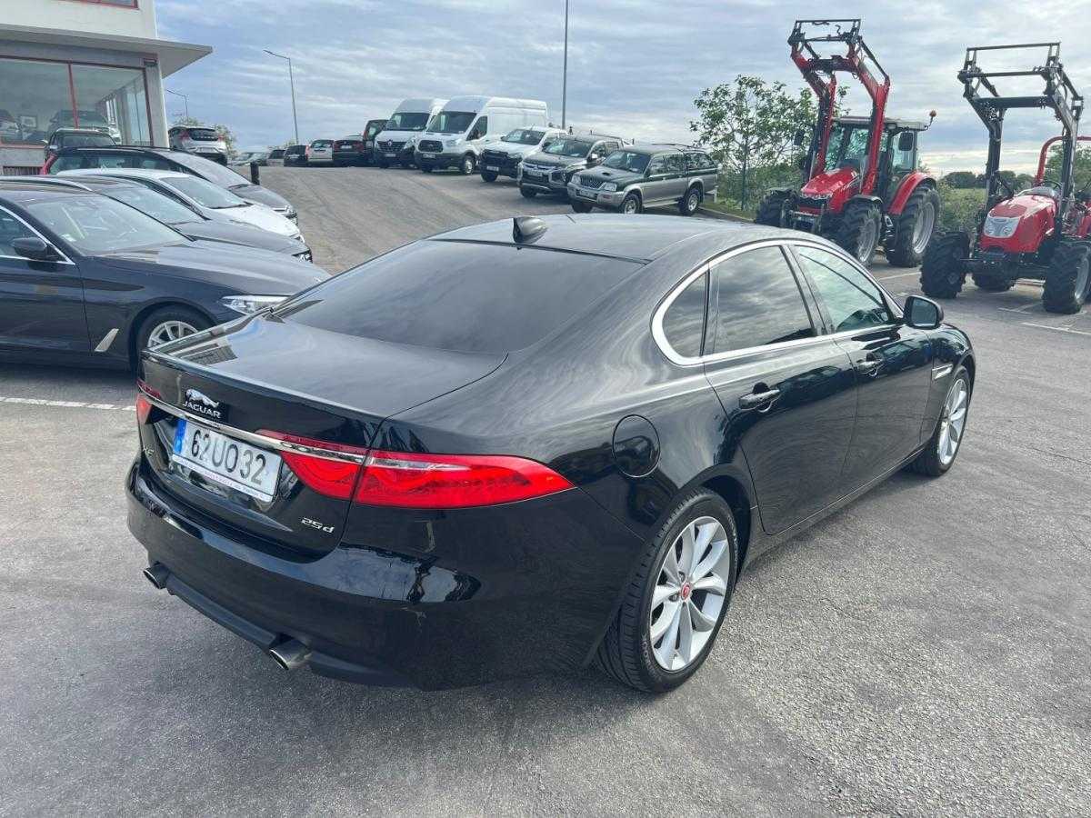 jaguar-xf-2018-diesel-1999cc
