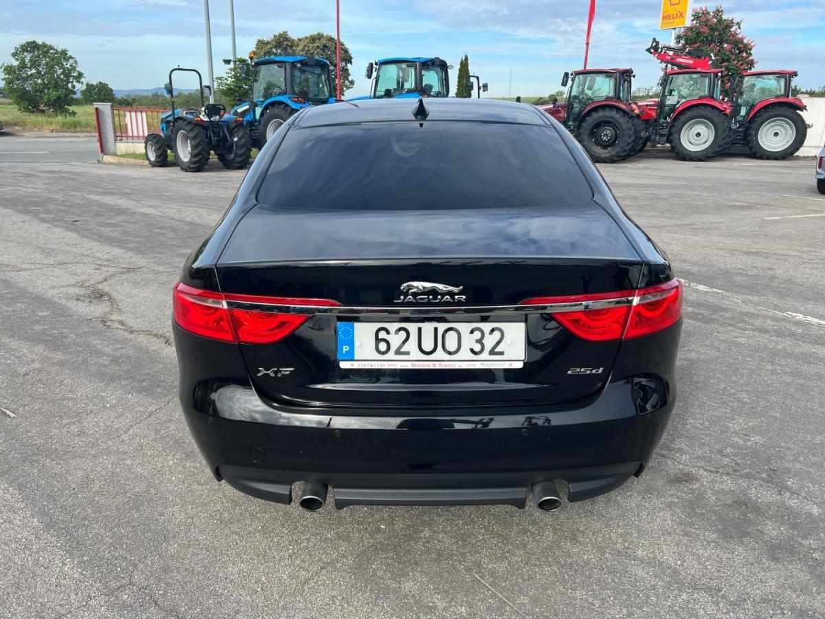 jaguar-xf-2018-diesel-1999cc