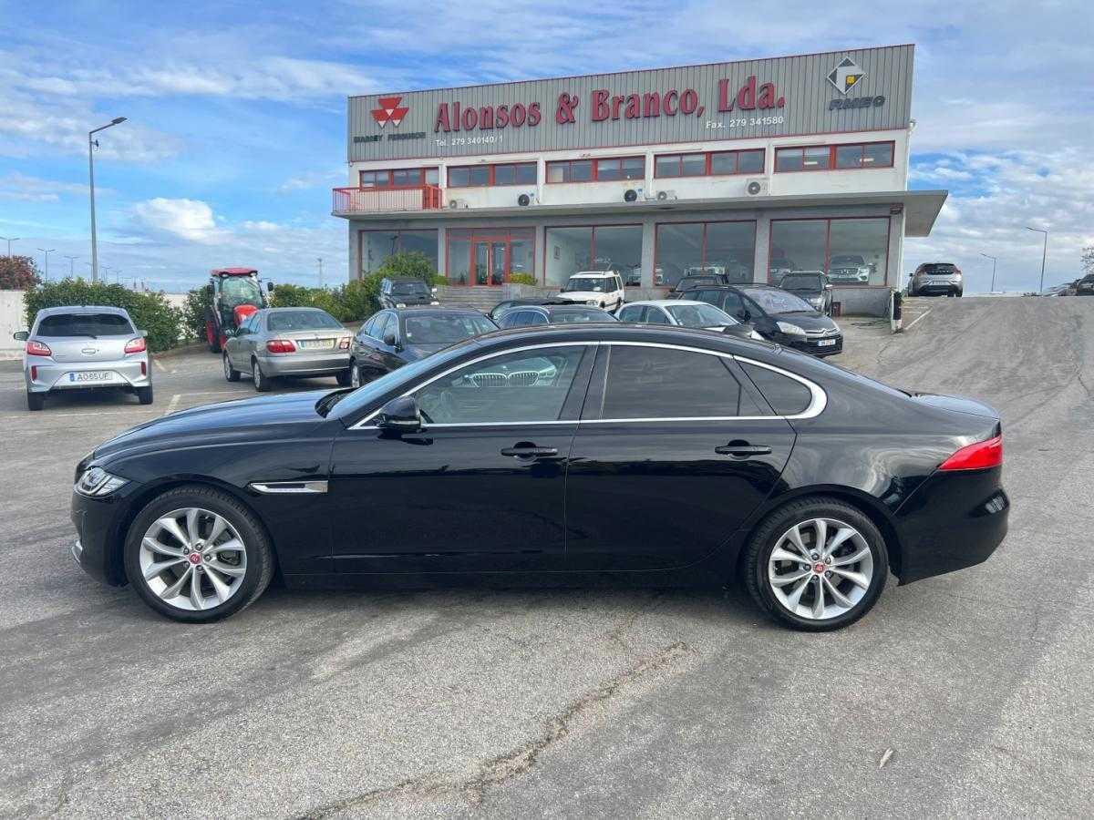 jaguar-xf-2018-diesel-1999cc