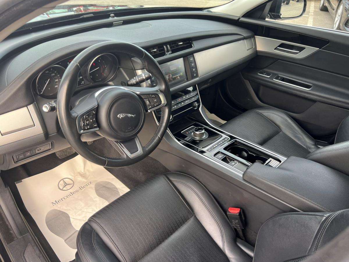 jaguar-xf-2018-diesel-1999cc