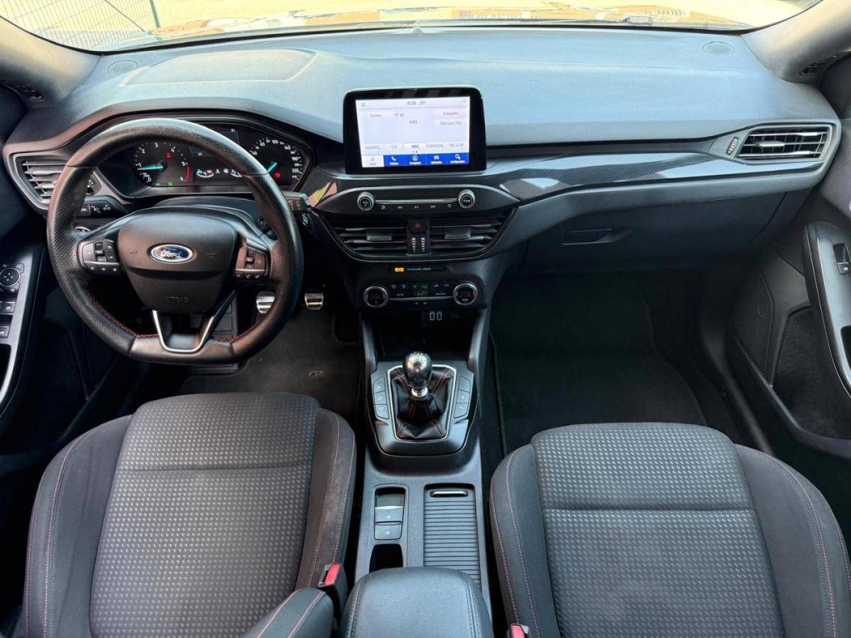 ford-focus-sw-2021-diesel-1499cc