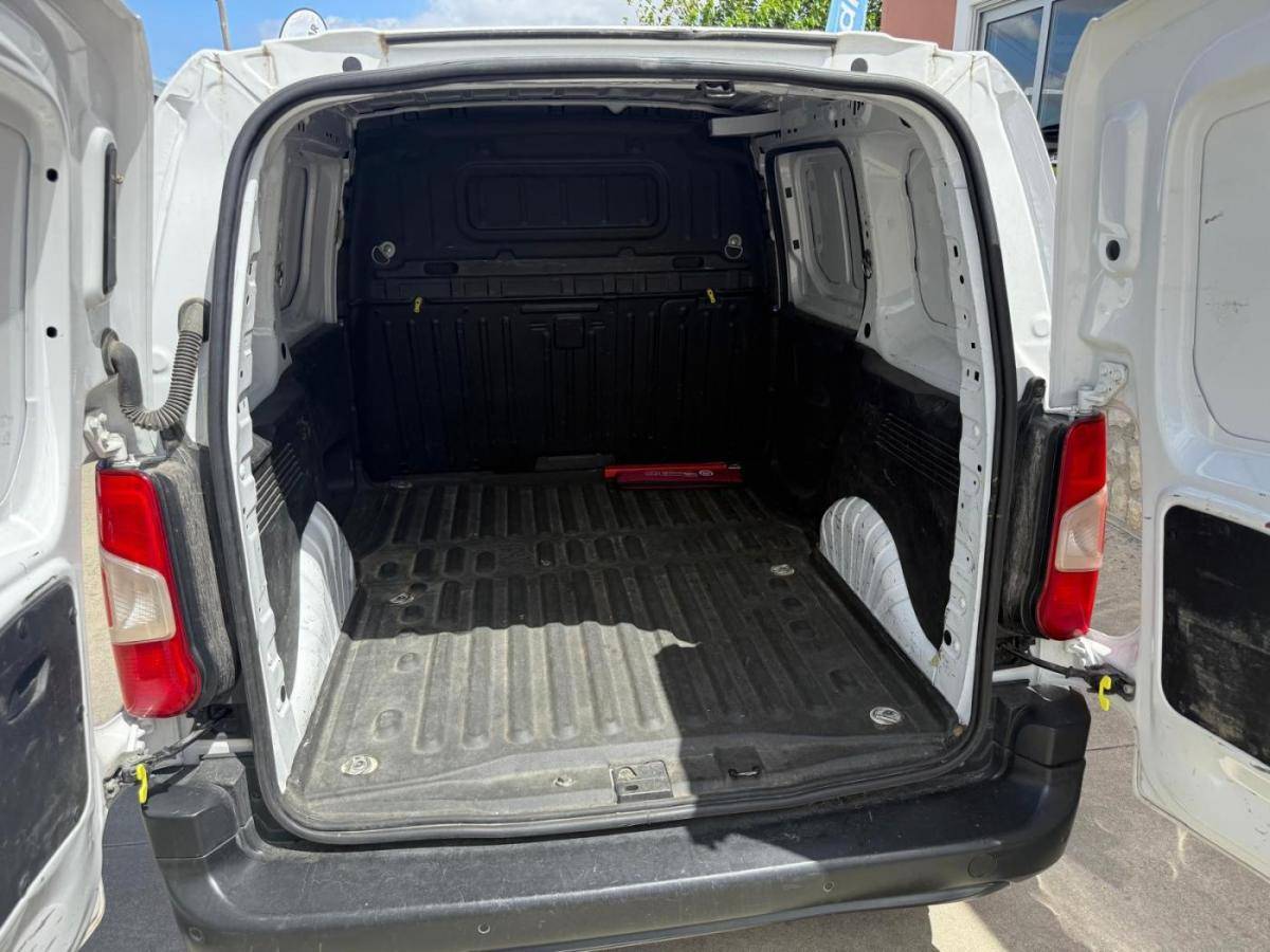 fiat-doblo-2023-diesel-1499cc