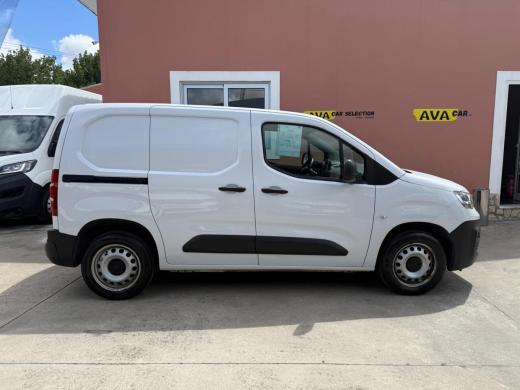 fiat-doblo-2023-diesel-1499cc