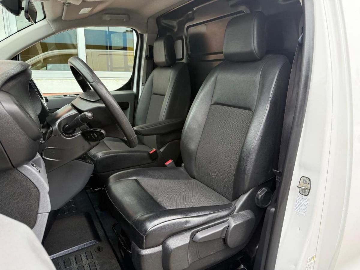 opel-vivaro-2021-diesel-1499cc